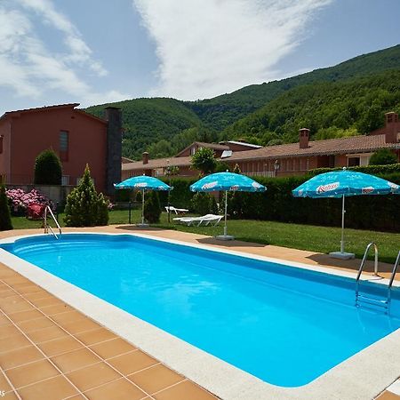 Apartamentos Fonda Finet Sant Felíu de Pallarols Exterior foto