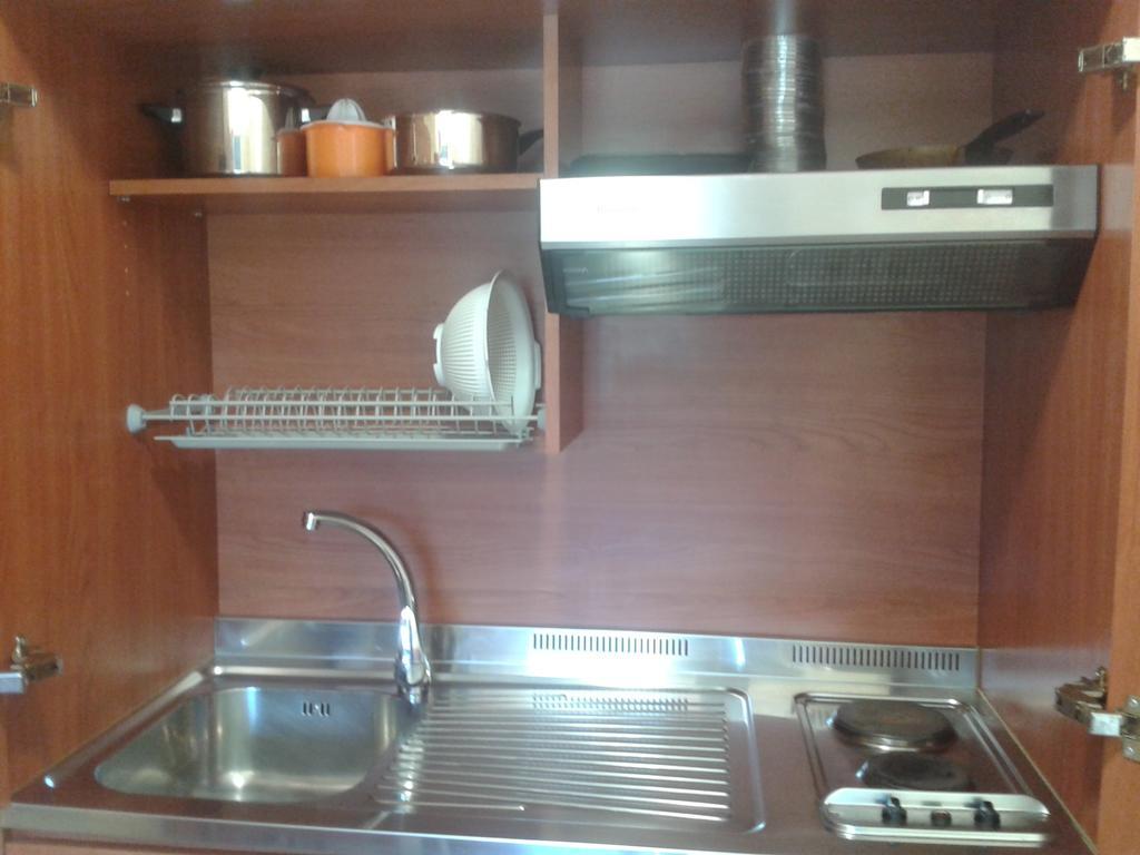 Apartamentos Fonda Finet Sant Felíu de Pallarols Quarto foto